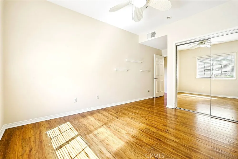 21345 Hawthorne #201 Torrance, CA 90503