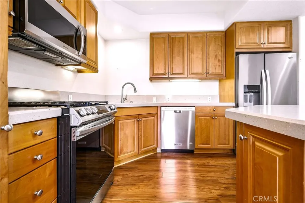 21345 Hawthorne #201 Torrance, CA 90503