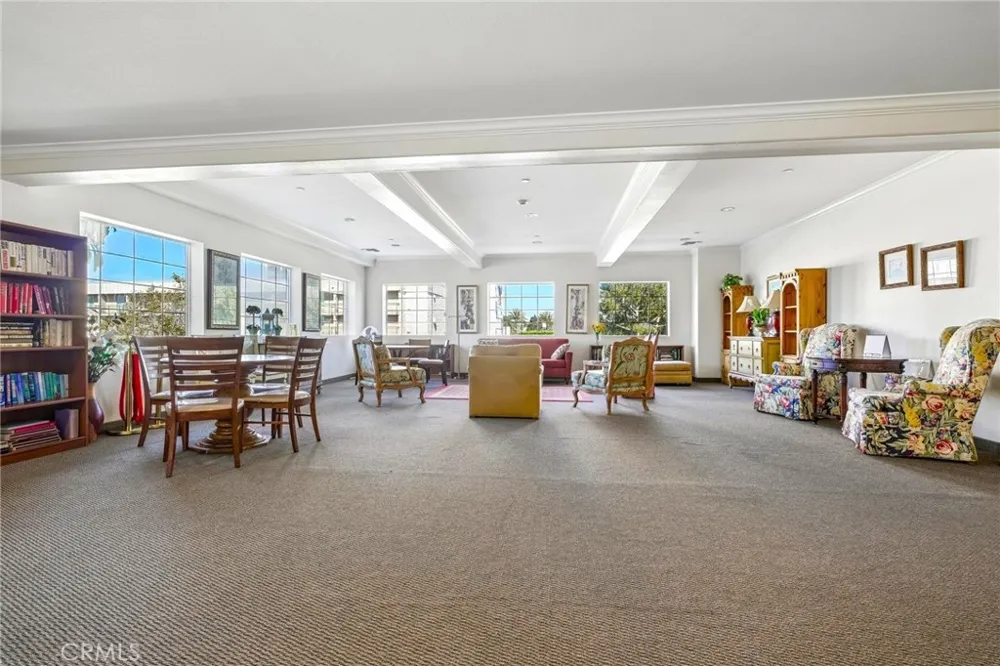 21345 Hawthorne #201 Torrance, CA 90503
