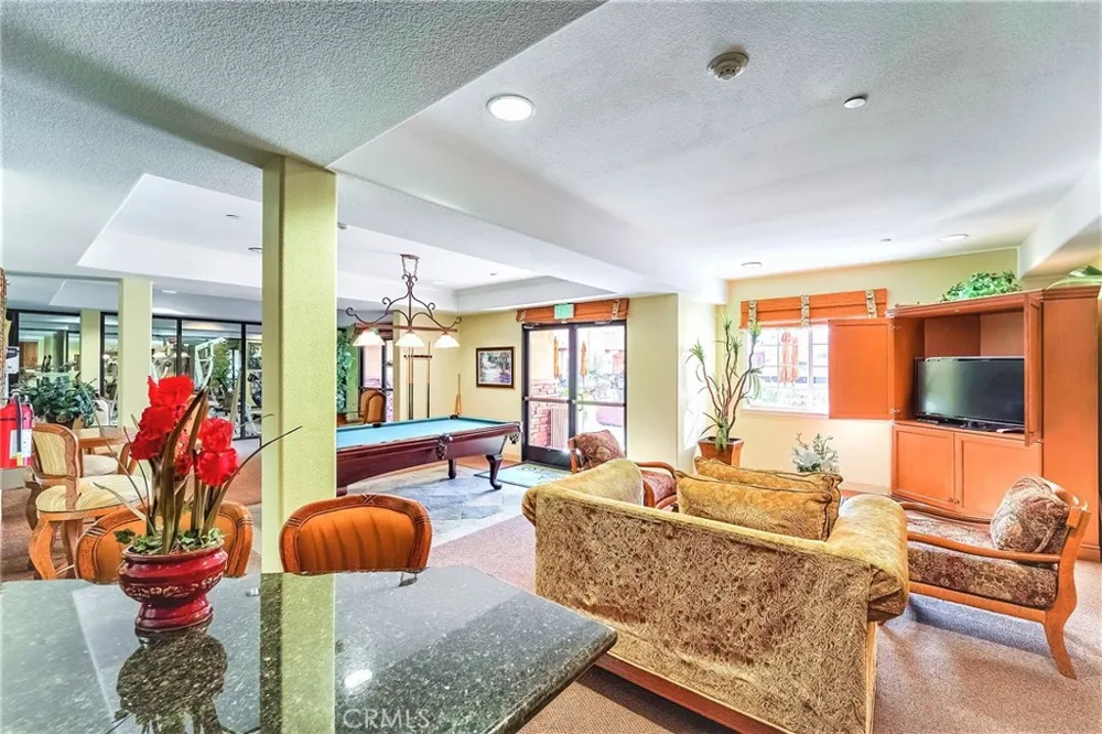 21345 Hawthorne #201 Torrance, CA 90503
