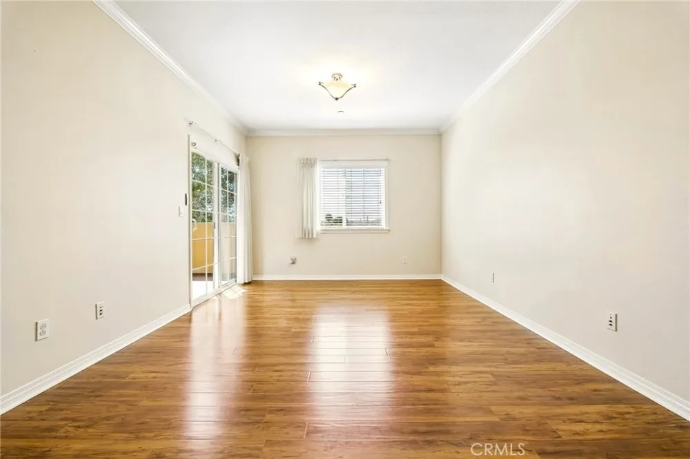 21345 Hawthorne #201 Torrance, CA 90503
