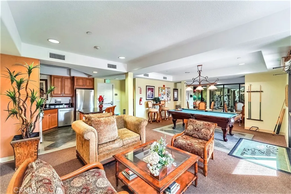 21345 Hawthorne #201 Torrance, CA 90503