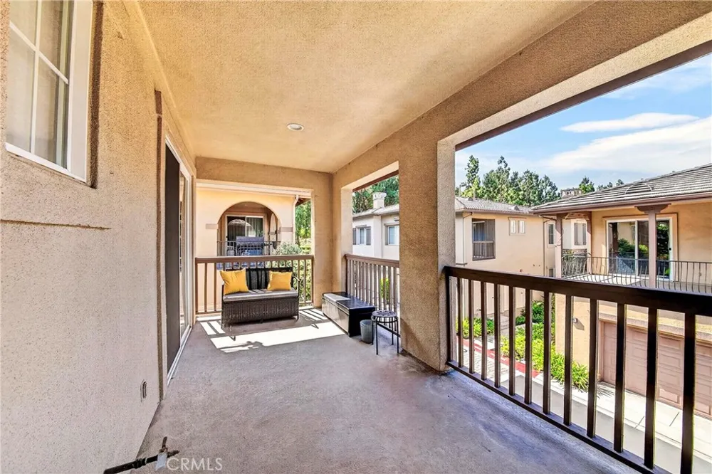30 Salton Irvine, CA 92602