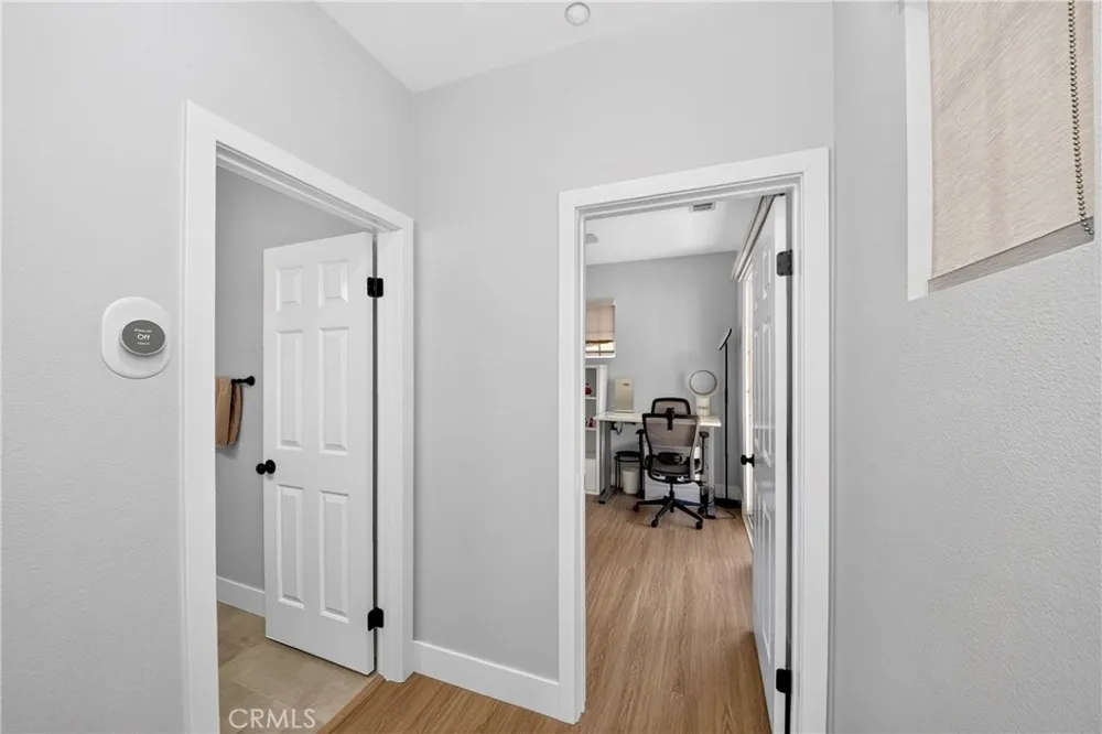 30 Salton Irvine, CA 92602