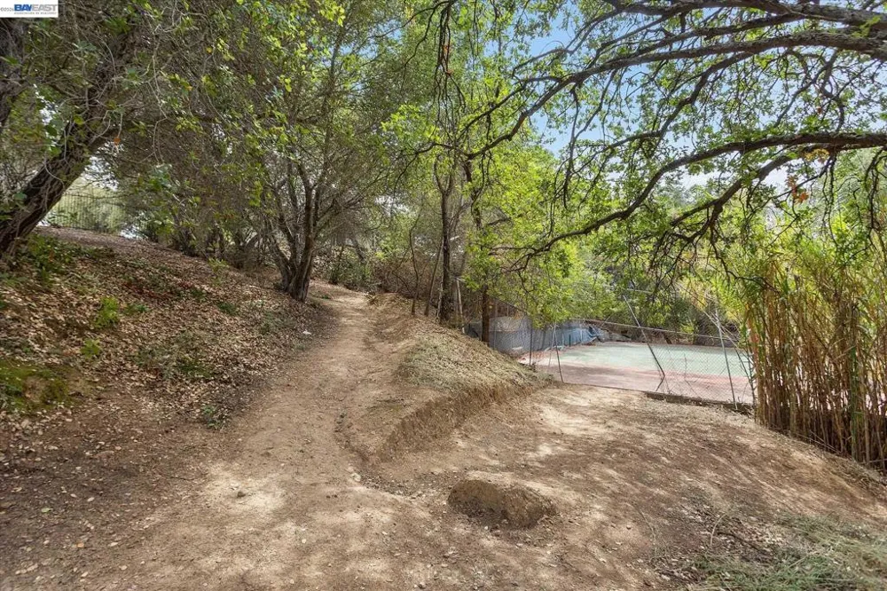 14821 Golf Links Drive Los Gatos, CA 95032