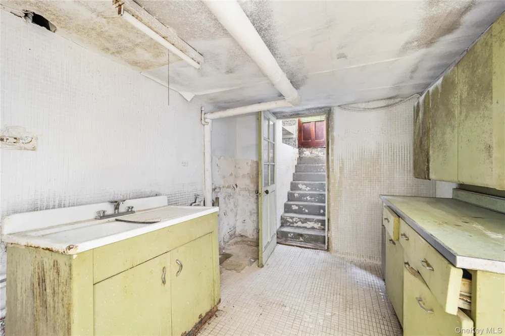 120 First Street Yonkers, NY 10704