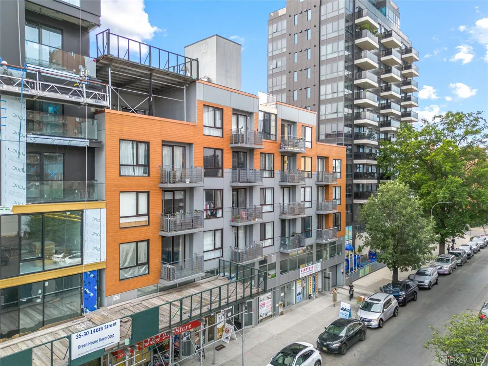 35-20 146th Street #3B Flushing, NY 11354