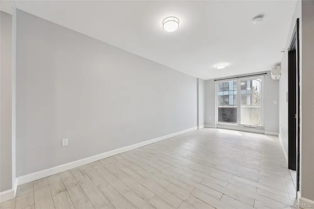 35-20 146th Street #3B Flushing, NY 11354