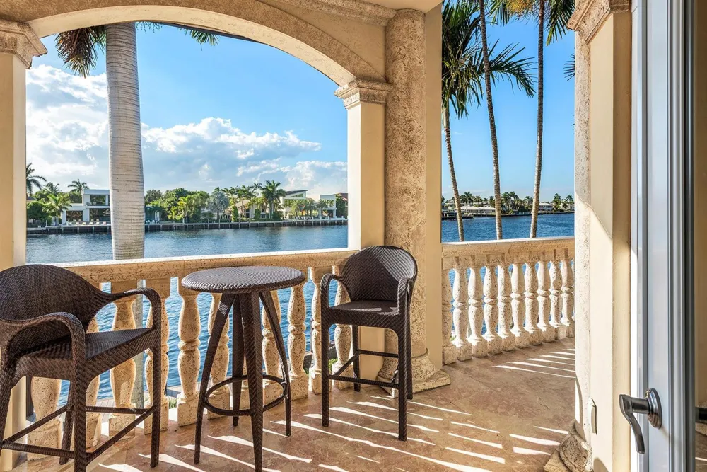 3005 NE 19th Street Fort Lauderdale, FL 33305