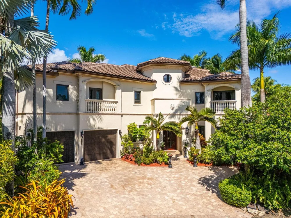 3005 NE 19th Street Fort Lauderdale, FL 33305