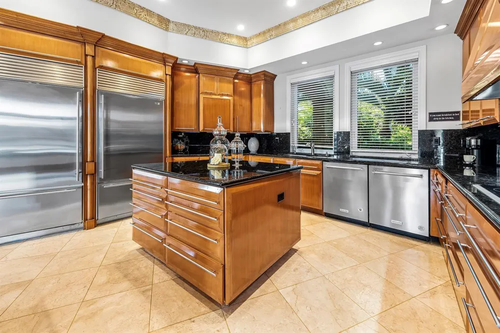 3005 NE 19th Street Fort Lauderdale, FL 33305