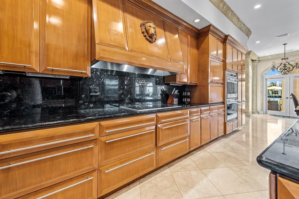 3005 NE 19th Street Fort Lauderdale, FL 33305