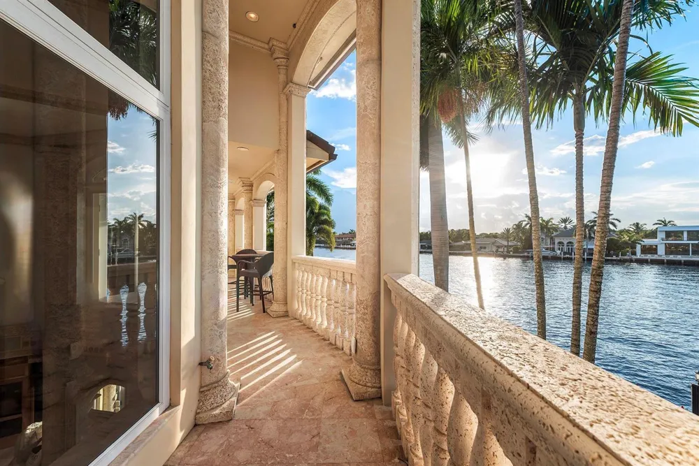 3005 NE 19th Street Fort Lauderdale, FL 33305