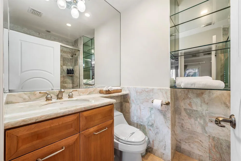 3005 NE 19th Street Fort Lauderdale, FL 33305