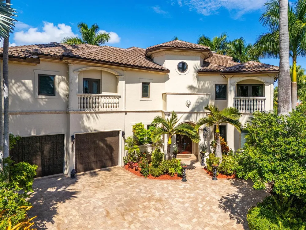 3005 NE 19th Street Fort Lauderdale, FL 33305