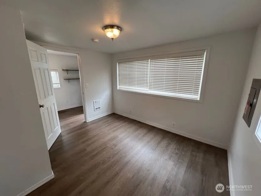 913 Charlotte Avenue W Bremerton, WA 98312