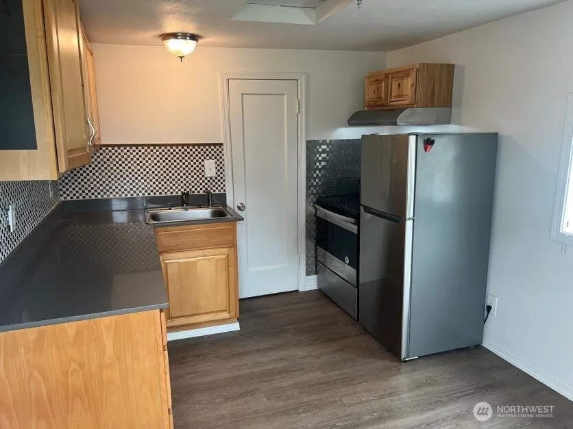 913 Charlotte Avenue W Bremerton, WA 98312