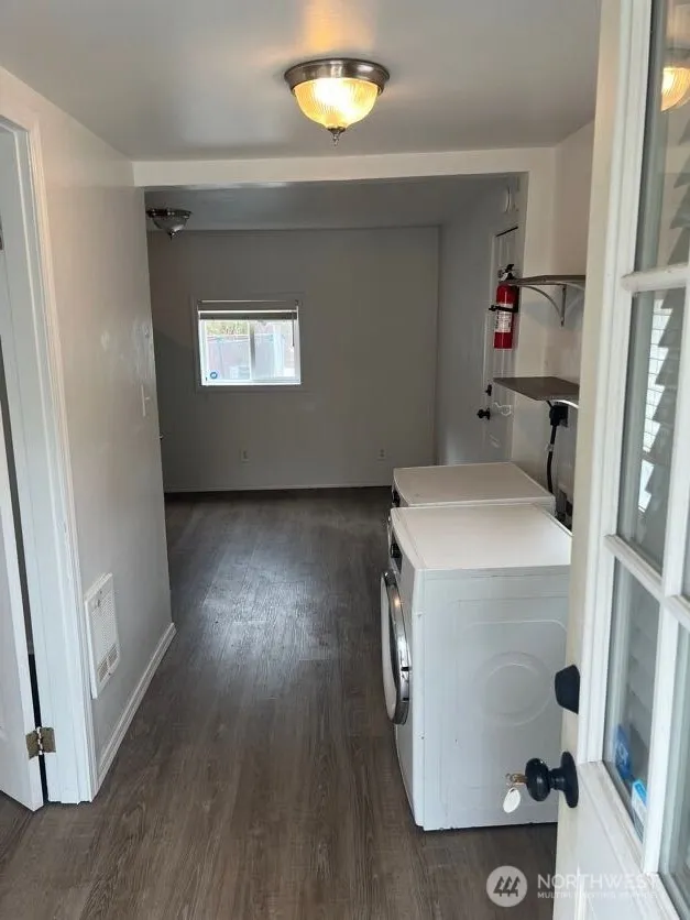 913 Charlotte Avenue W Bremerton, WA 98312