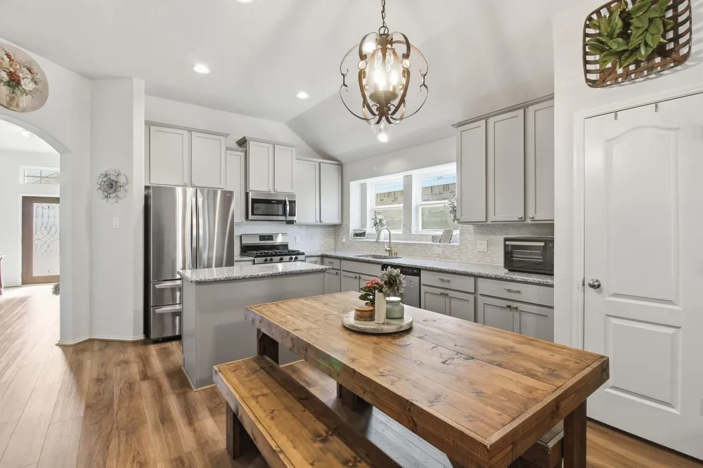 1705 Diamond Mountain Drive Rosharon, TX 77583