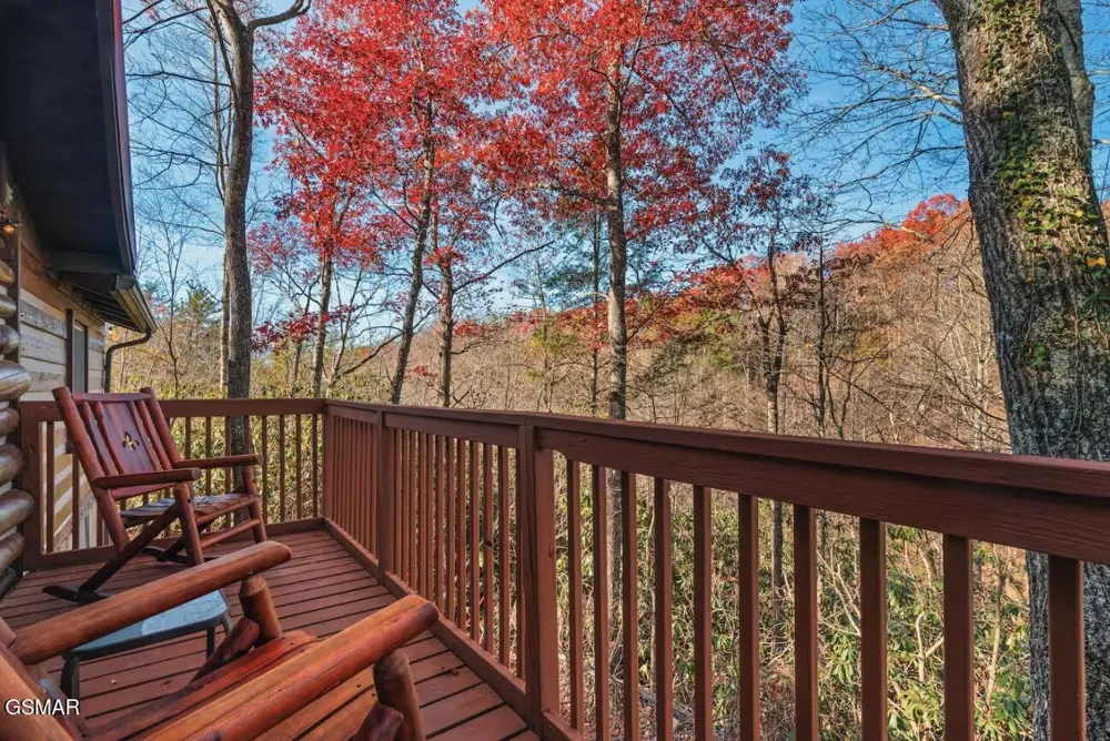 3847 Warden Branch Lane Gatlinburg, TN 37738