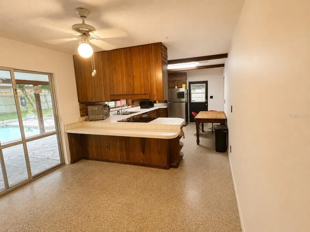 315 LAKE SEMINARY CIRCLE Maitland, FL 32751