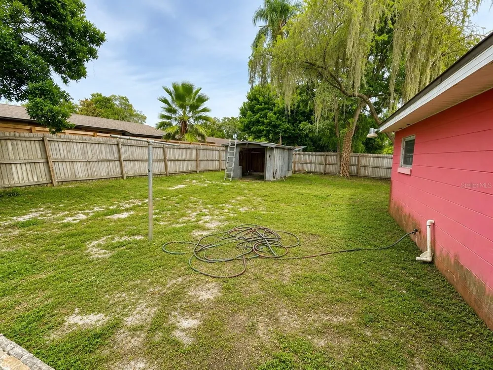 315 LAKE SEMINARY CIRCLE Maitland, FL 32751