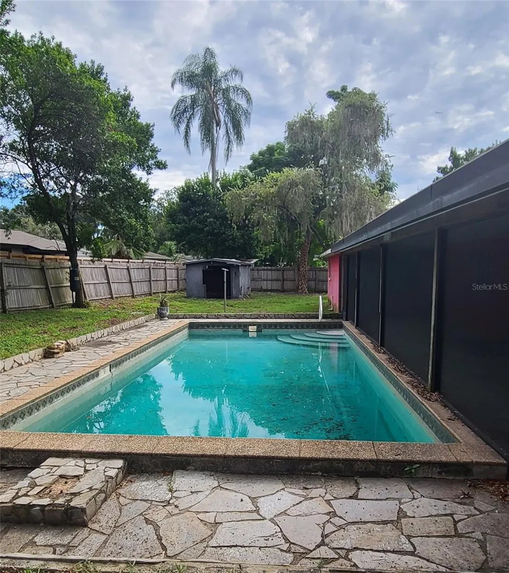 315 LAKE SEMINARY CIRCLE Maitland, FL 32751