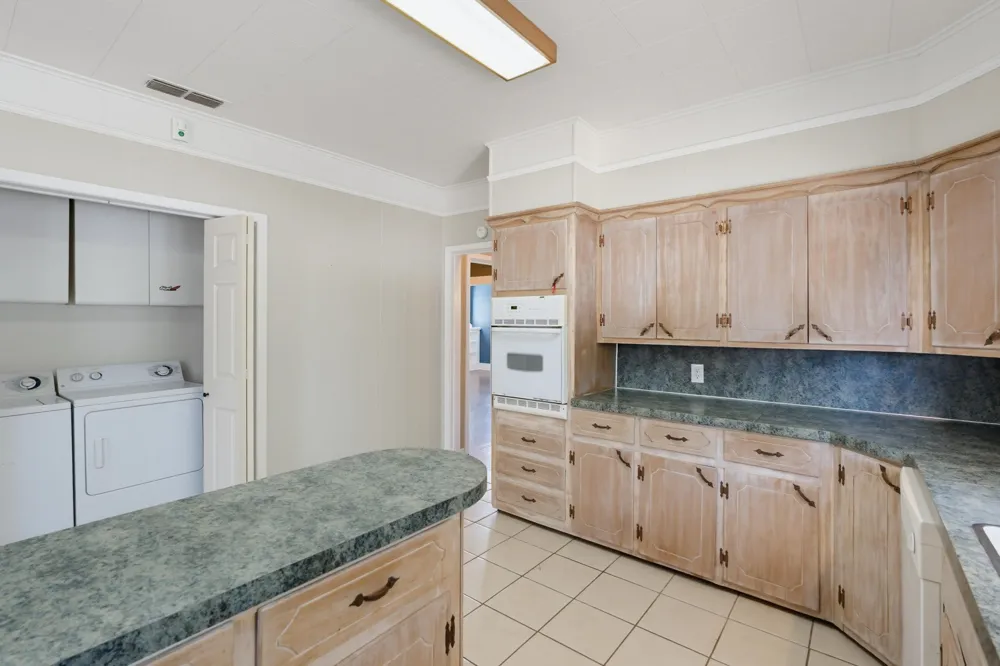 2301 S 6th Street Abilene, TX 79605