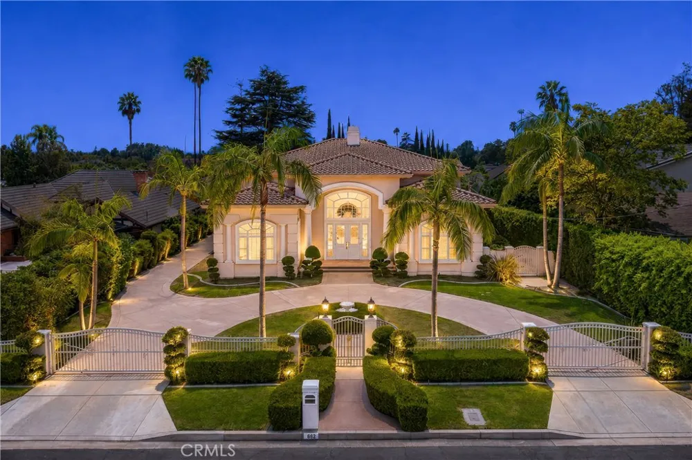 662 W Norman Arcadia, CA 91007