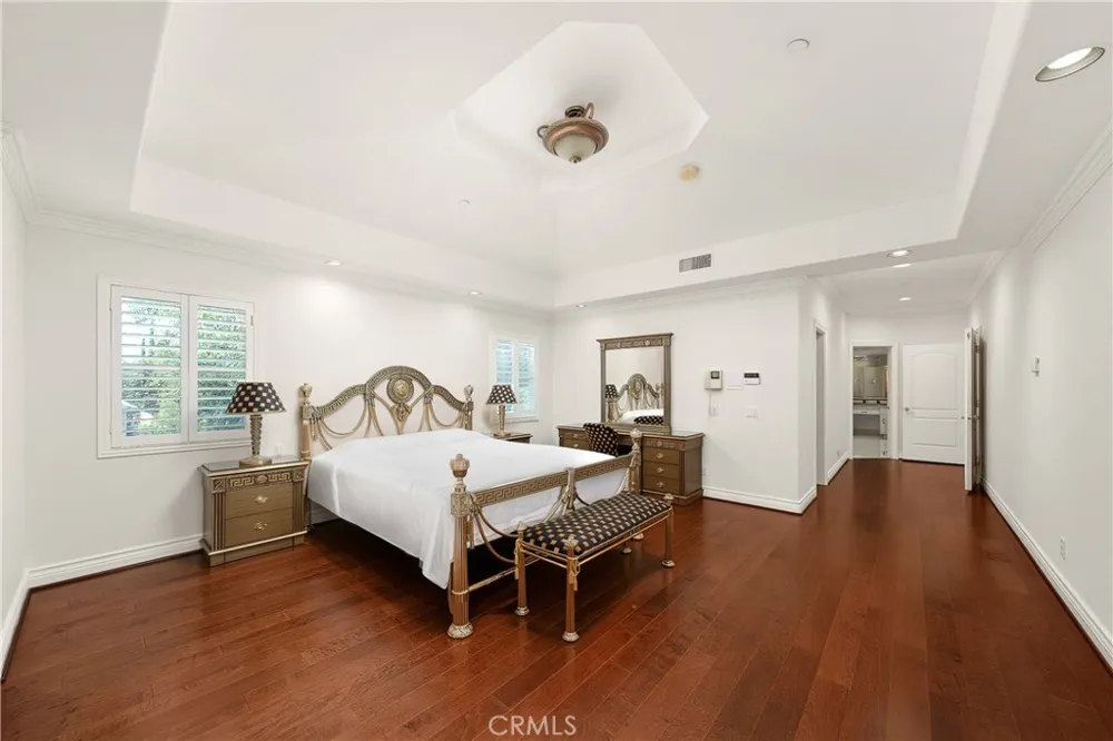662 W Norman Arcadia, CA 91007