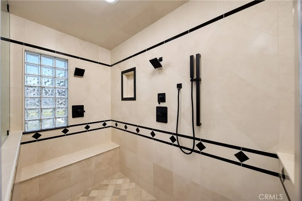662 W Norman Arcadia, CA 91007