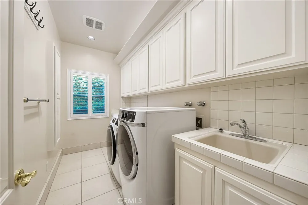 662 W Norman Arcadia, CA 91007