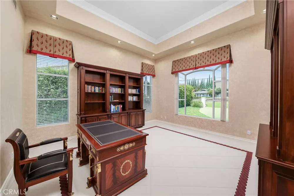 662 W Norman Arcadia, CA 91007