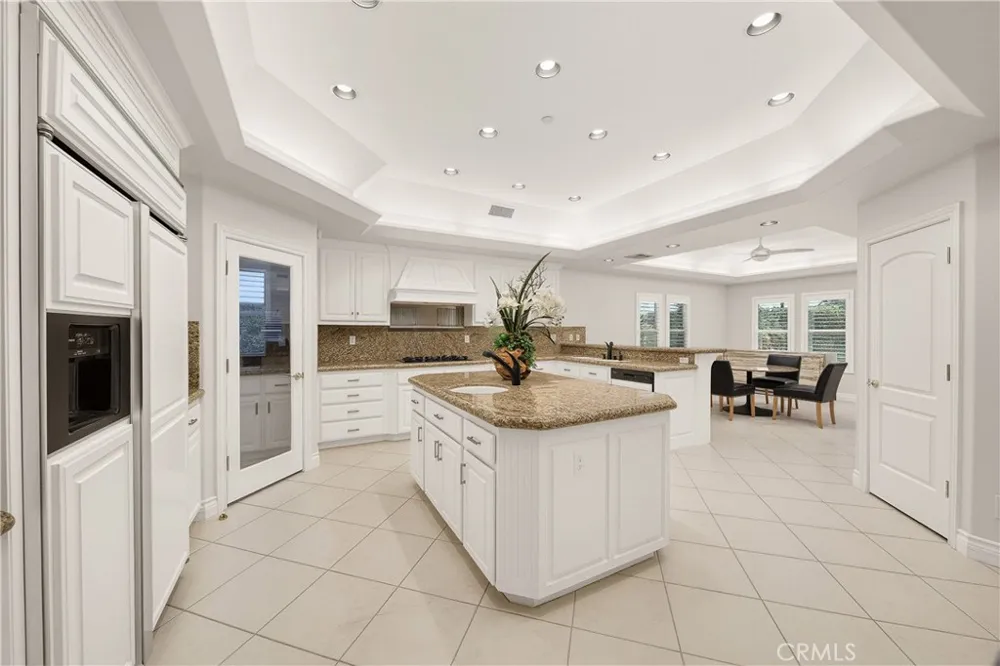 662 W Norman Arcadia, CA 91007