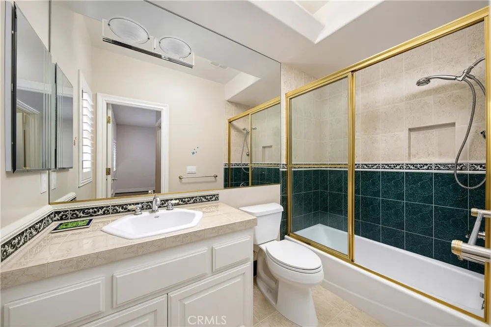 662 W Norman Arcadia, CA 91007