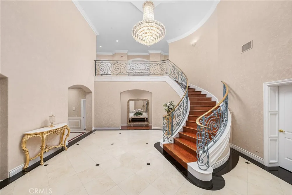 662 W Norman Arcadia, CA 91007