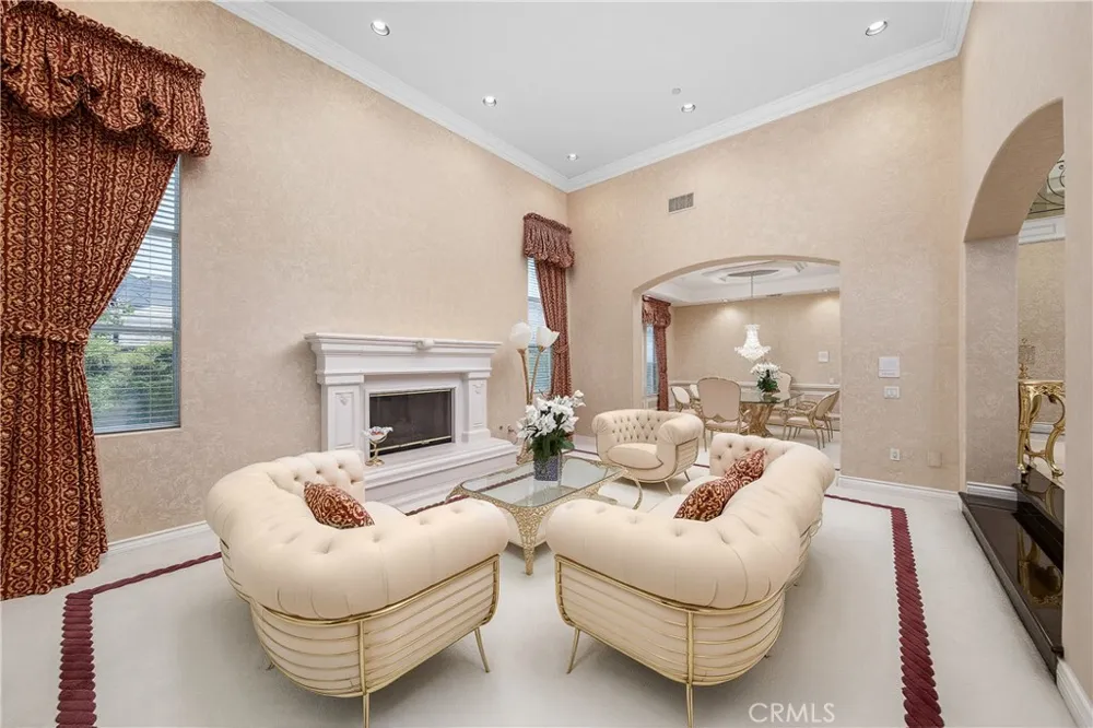 662 W Norman Arcadia, CA 91007