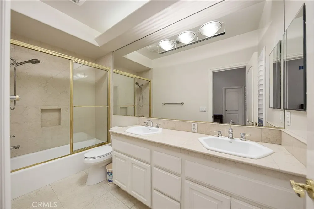 662 W Norman Arcadia, CA 91007