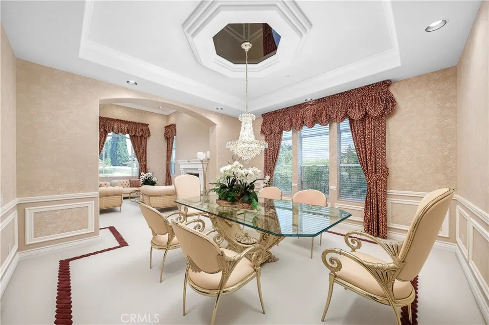 662 W Norman Arcadia, CA 91007