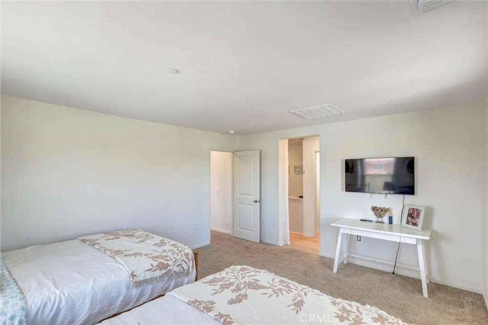 16188 Alamo Court Chino, CA 91708