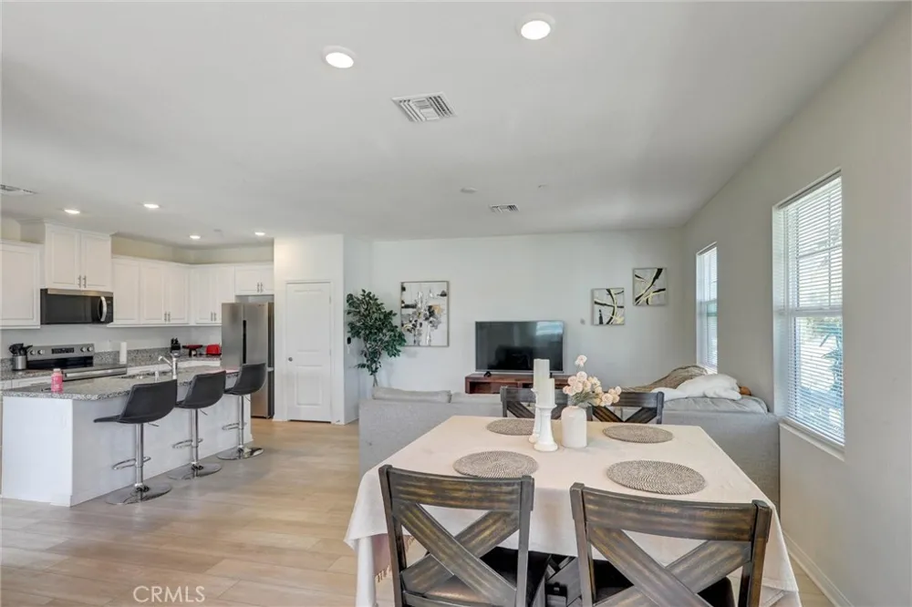 16188 Alamo Court Chino, CA 91708