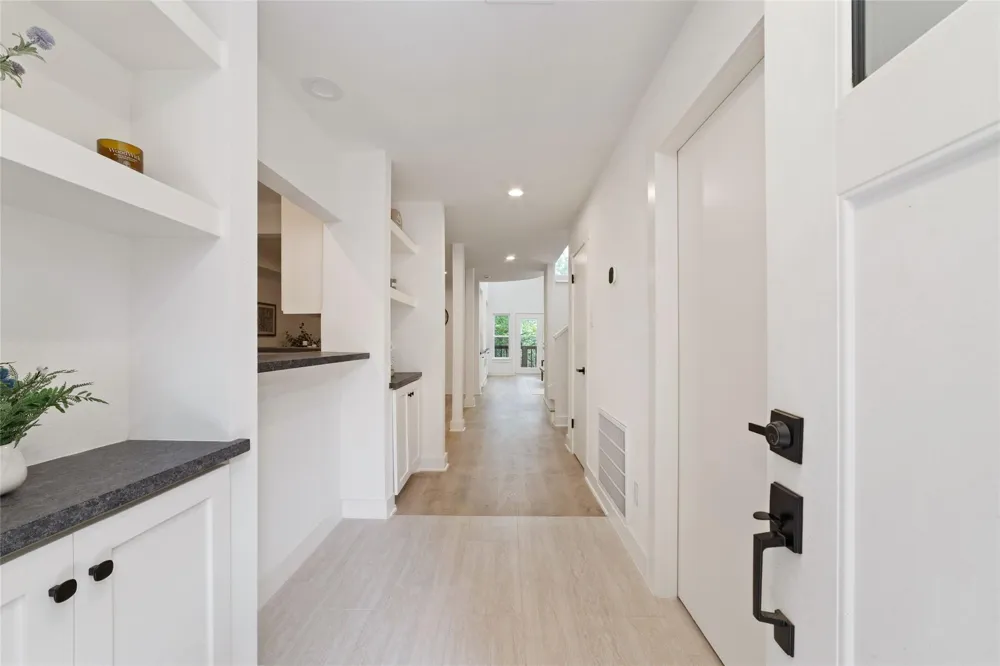 9374 Briar Forest Drive Houston, TX 77063