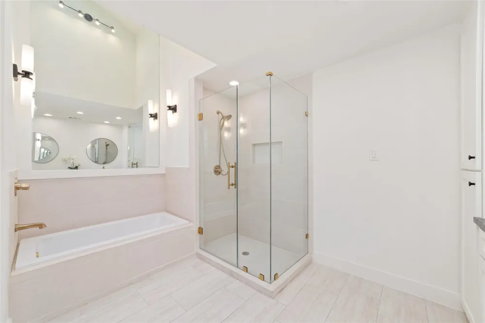 9374 Briar Forest Drive Houston, TX 77063