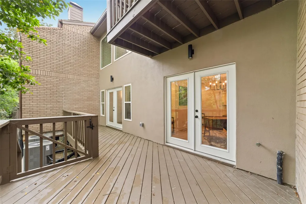 9374 Briar Forest Drive Houston, TX 77063