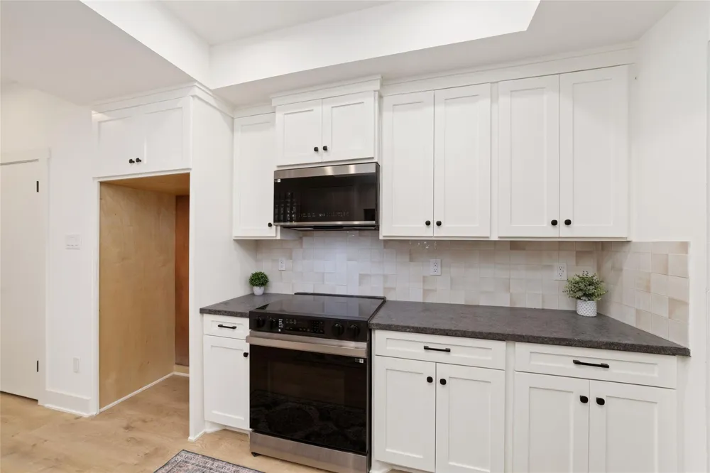 9374 Briar Forest Drive Houston, TX 77063