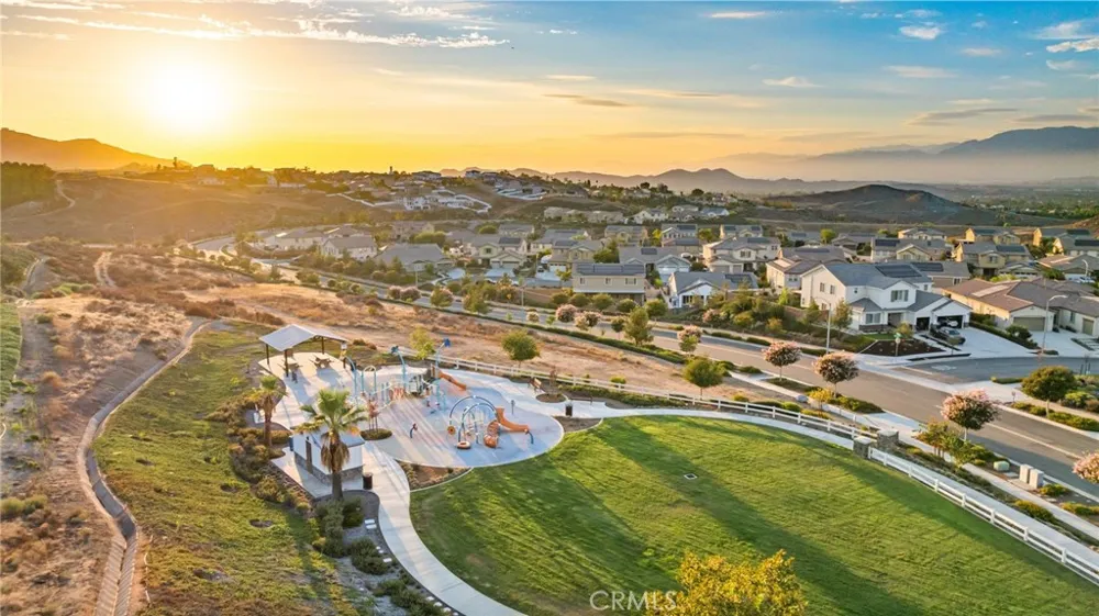 13536 Carista Blvd. Riverside, CA 92503