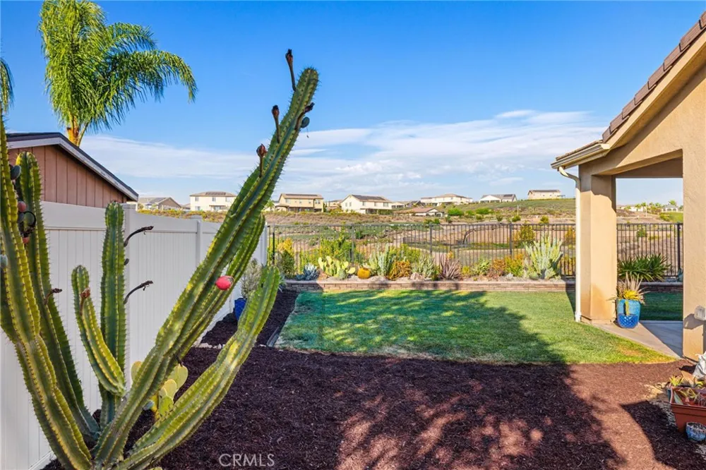 13536 Carista Blvd. Riverside, CA 92503