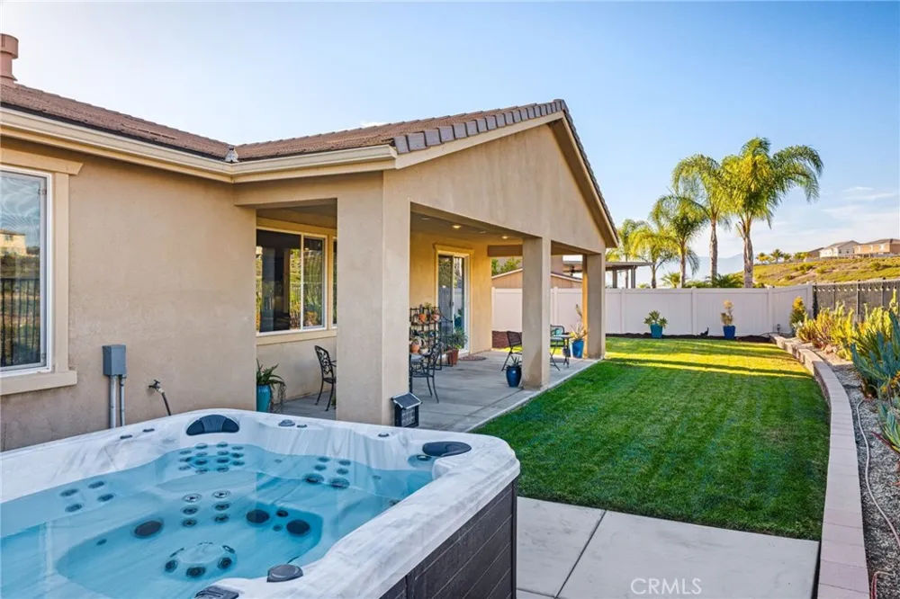 13536 Carista Blvd. Riverside, CA 92503
