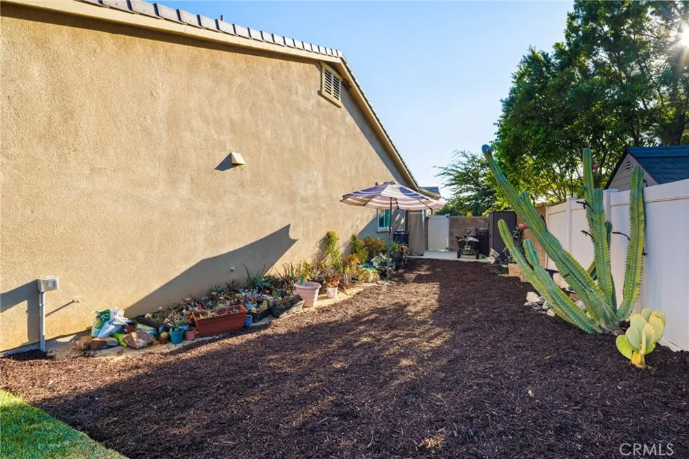 13536 Carista Blvd. Riverside, CA 92503