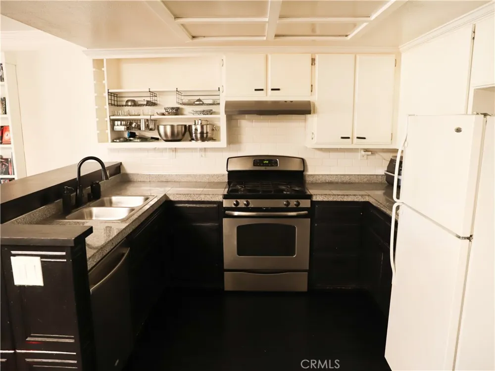 14836 Clubhouse dr #b Helendale, CA 92342